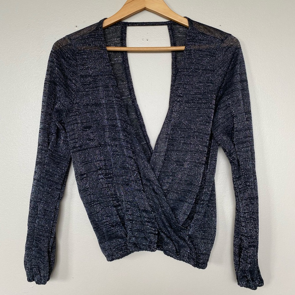 Black Sparkly Long V-Neck Long Sleeve Top. Size M